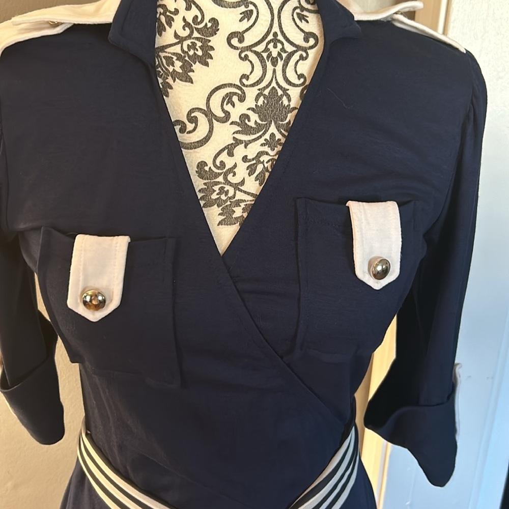 Bionic Dress - Picture 4 of 5